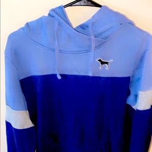 blue victoria’s secret pink hoodie w/ turtle neck